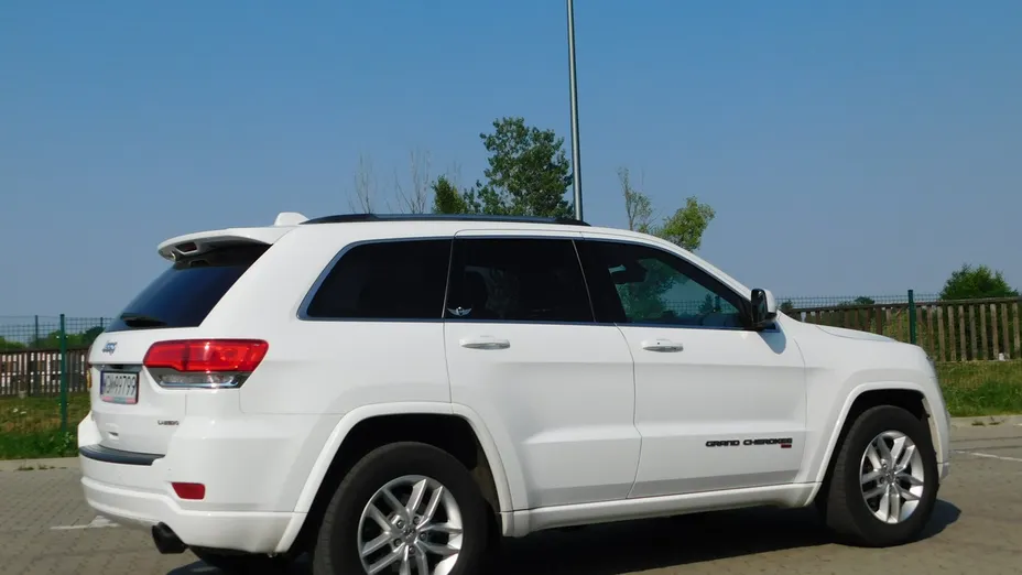 JEEP Grand Cherokee -