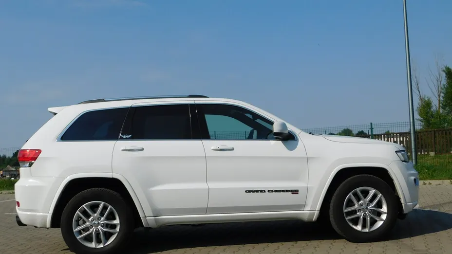 JEEP Grand Cherokee -