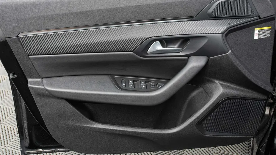 PEUGEOT 508 -