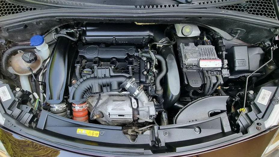 CITROEN DS3 -