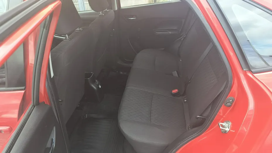 SUZUKI Baleno -