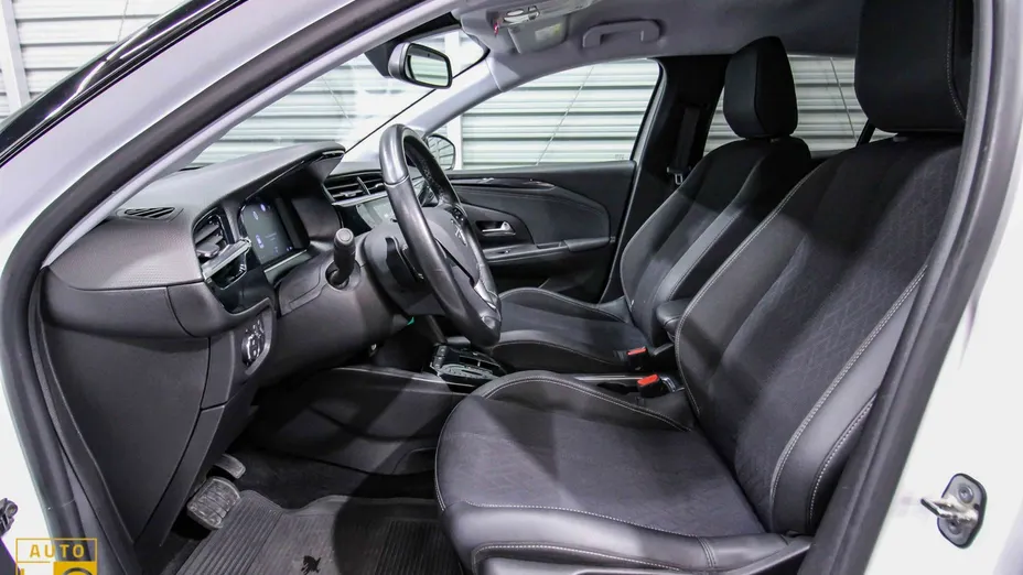 OPEL Corsa -