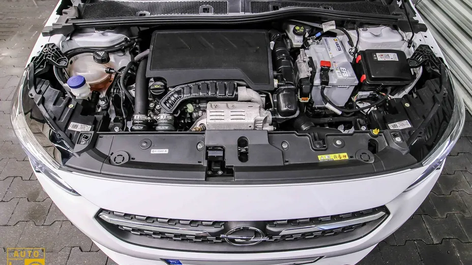 OPEL Corsa -