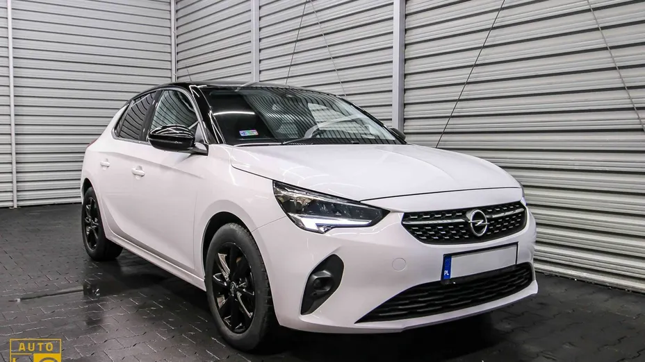 OPEL Corsa -