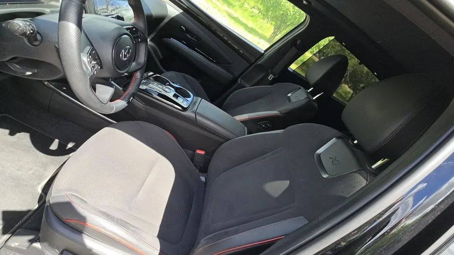 HYUNDAI Tucson -