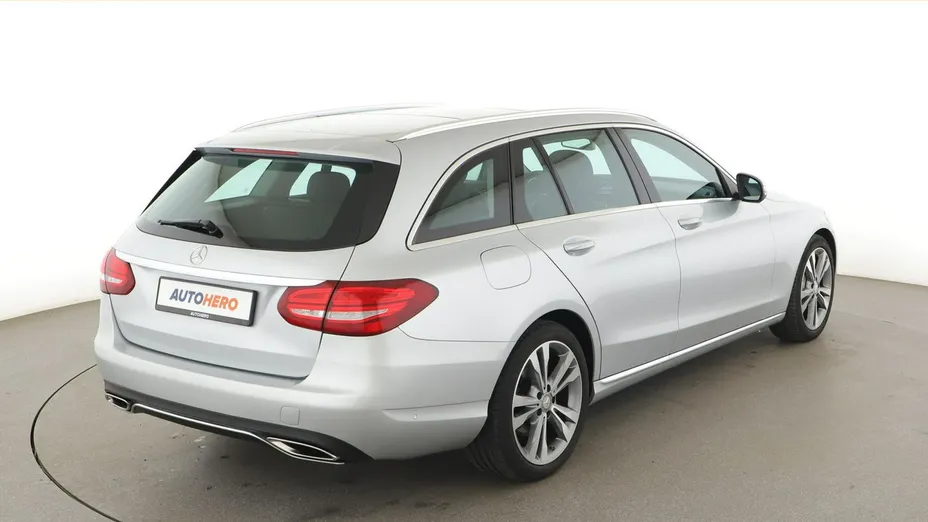 MERCEDES-BENZ C Klasa -