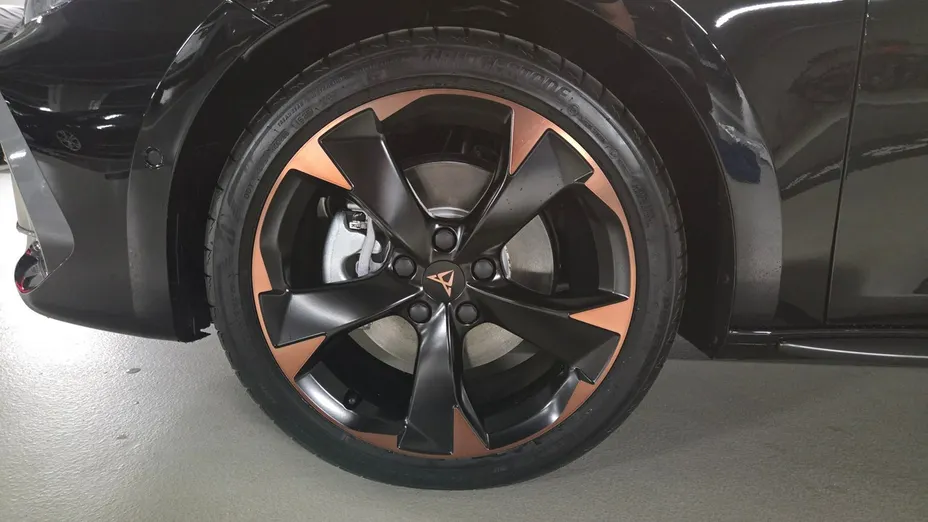 CUPRA Leon Sportstourer -