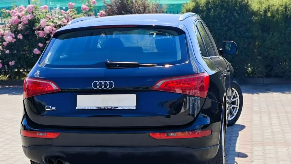 AUDI Q5 -