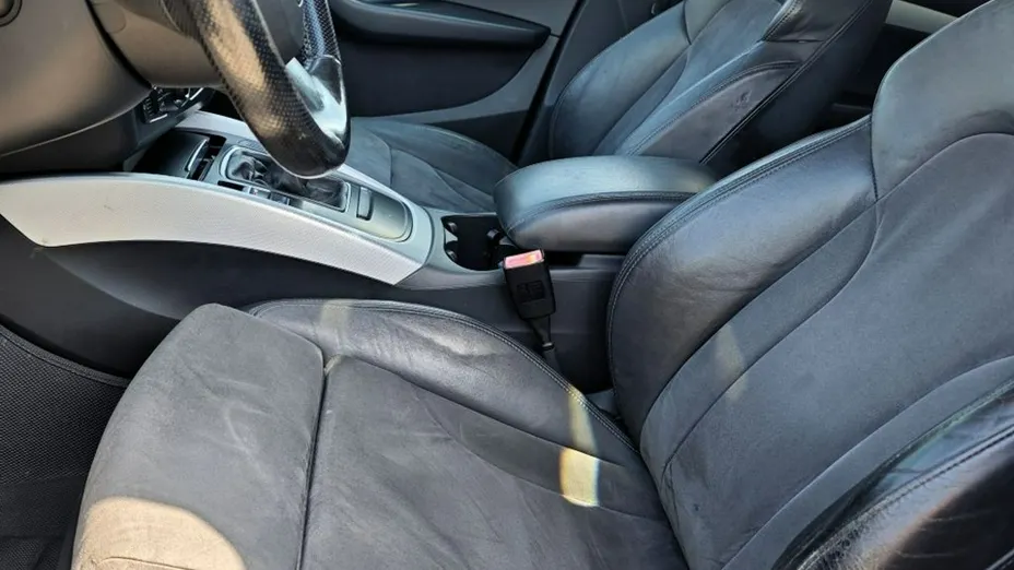 AUDI Q5 -