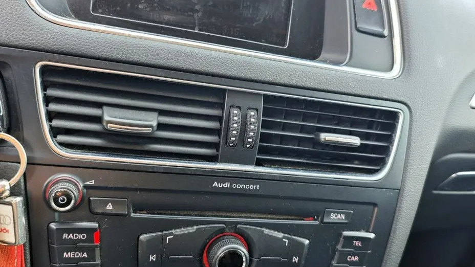 AUDI Q5 -