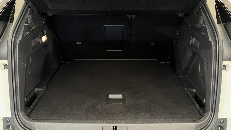 PEUGEOT 3008 -