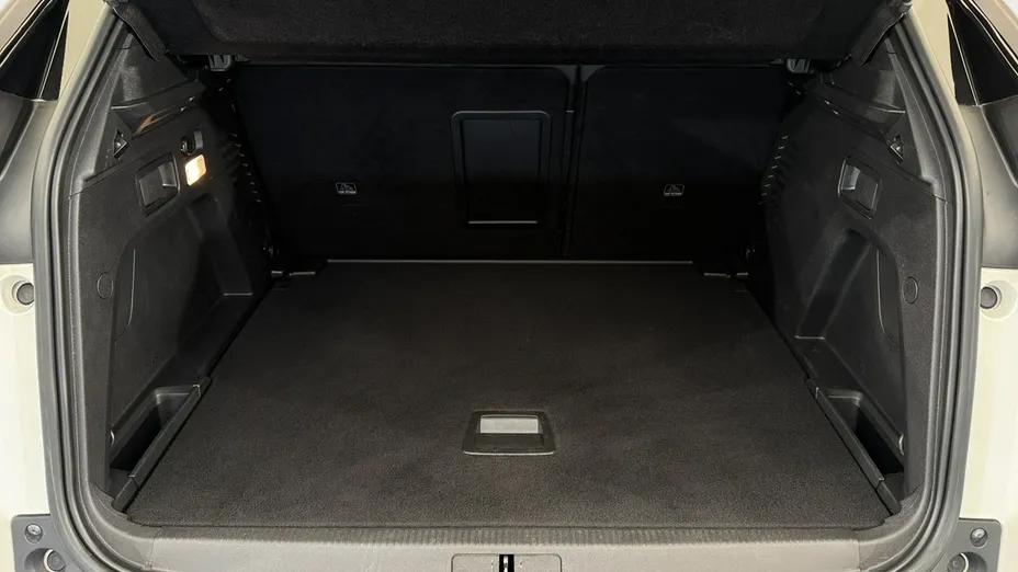 PEUGEOT 3008 -