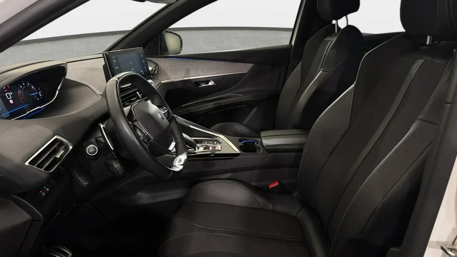 PEUGEOT 3008 -