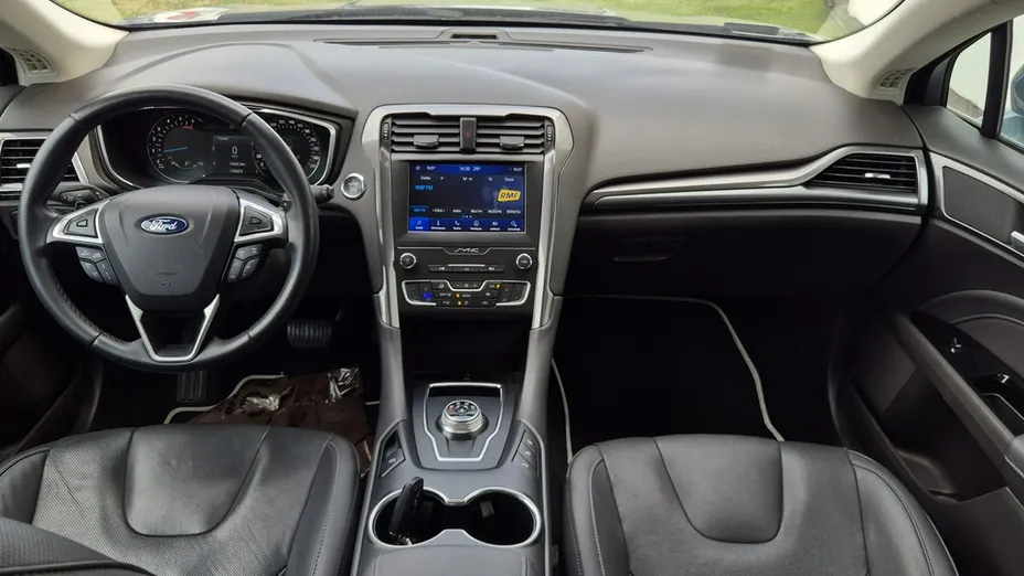 FORD Mondeo -