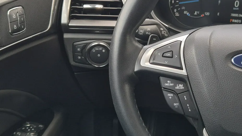 FORD Mondeo -