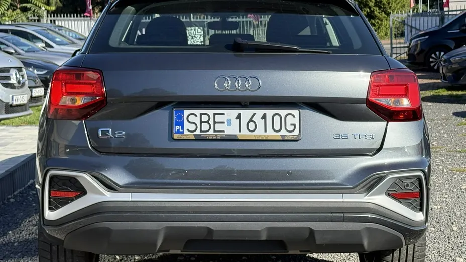AUDI Q2 -