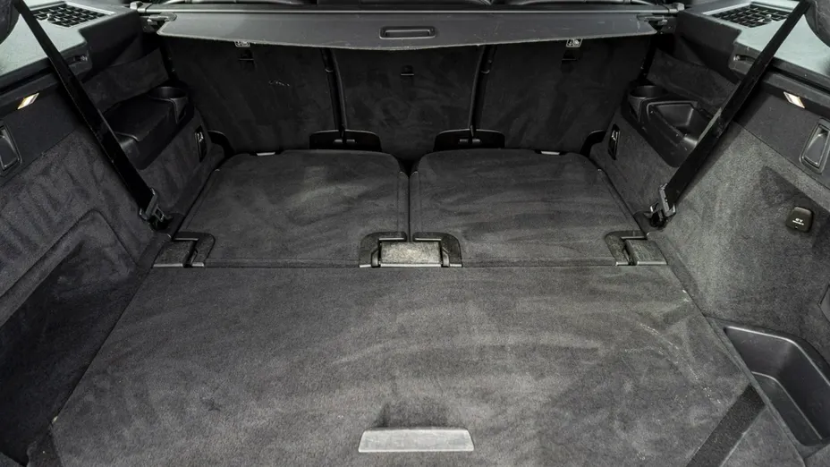 VOLVO XC90 -