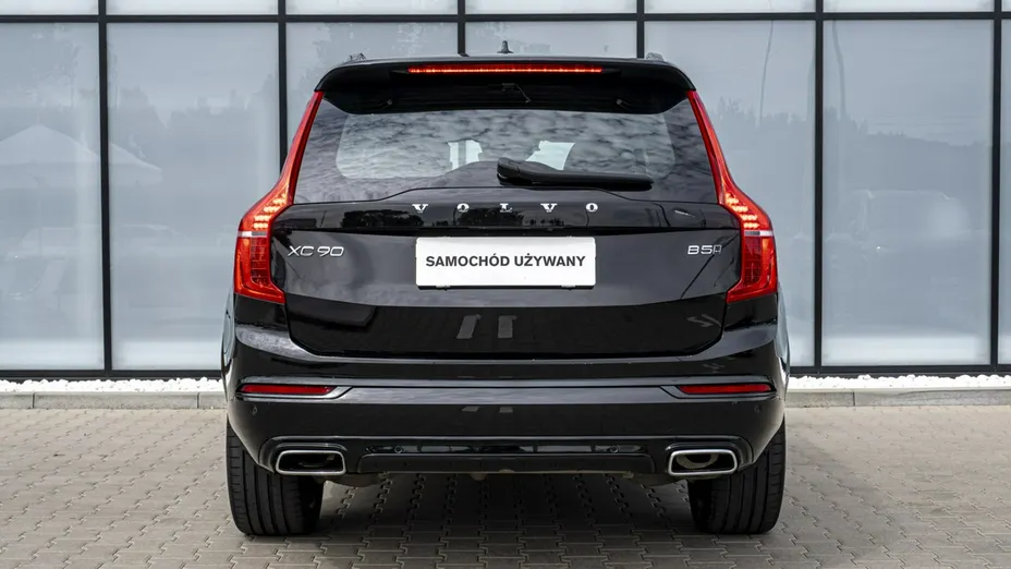 VOLVO XC90 -