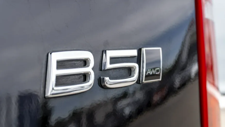 VOLVO XC90 -