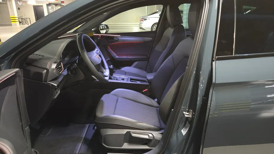 CUPRA Leon -