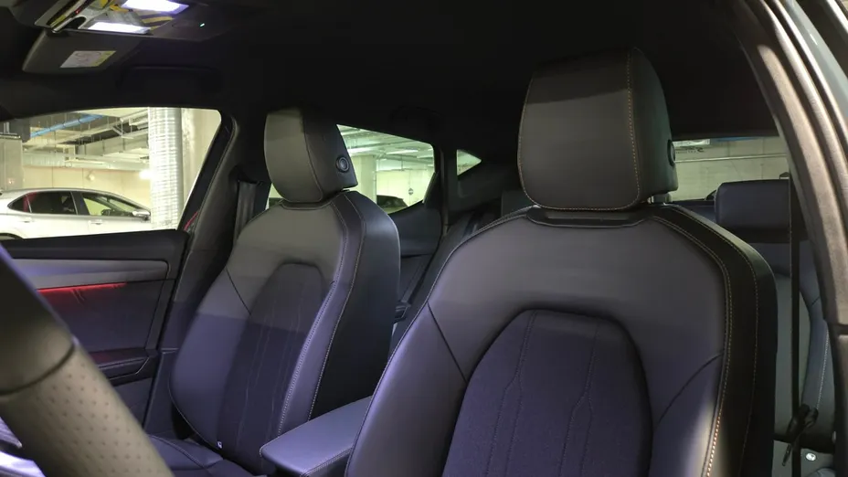 CUPRA Leon -