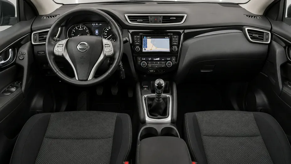 NISSAN Qashqai -