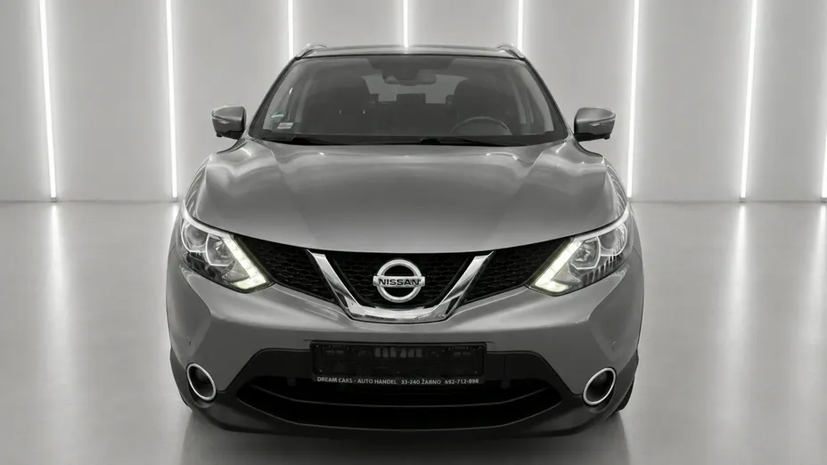 NISSAN Qashqai -