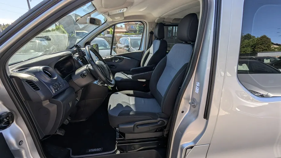 OPEL Vivaro -