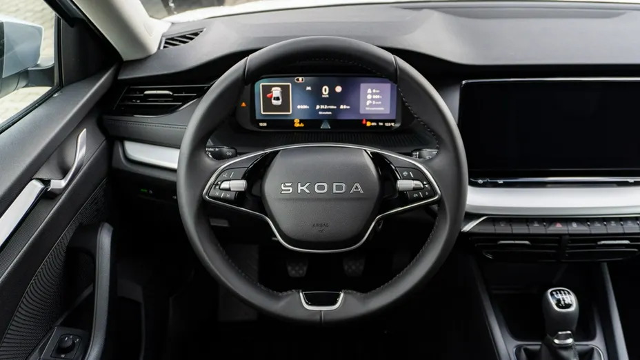 SKODA Octavia -