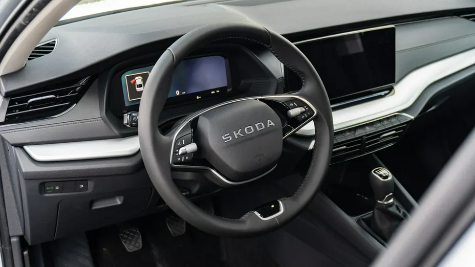 SKODA Octavia -