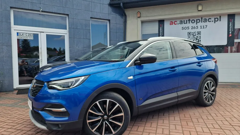 OPEL Grandland X -