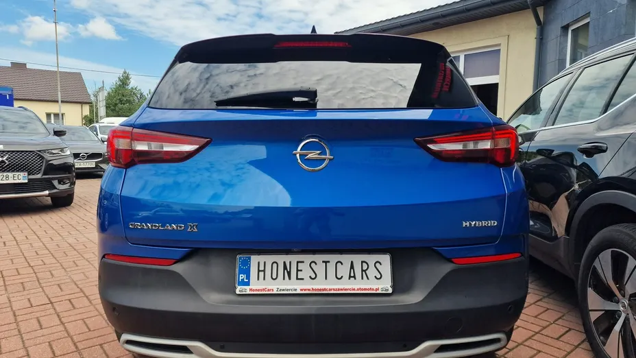 OPEL Grandland X -