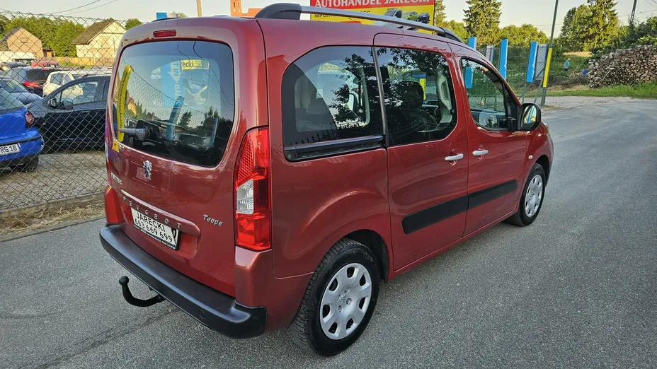 PEUGEOT Partner -