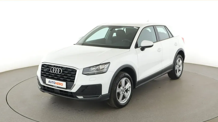 AUDI Q2 -