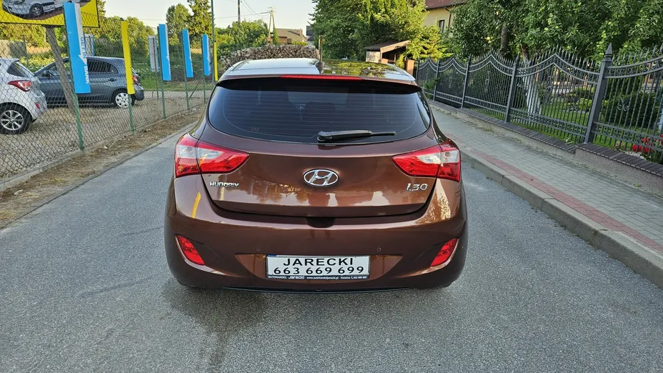 HYUNDAI i30 -