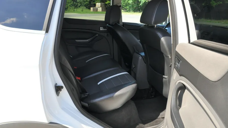 FORD Kuga -