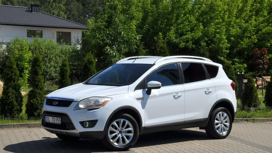 FORD Kuga -
