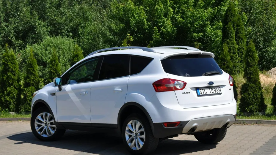 FORD Kuga -