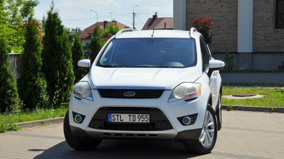 FORD Kuga -