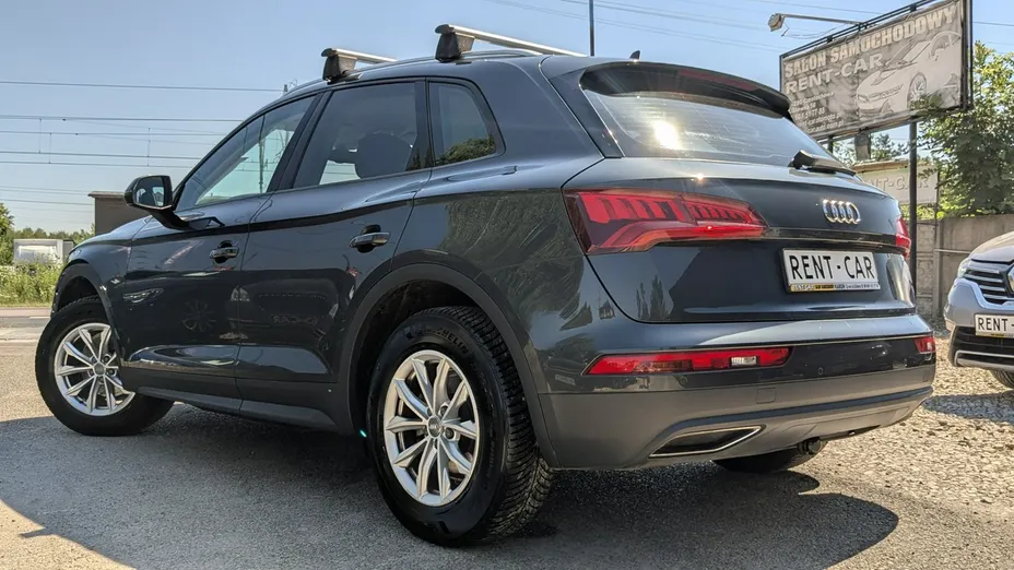 AUDI Q5 -