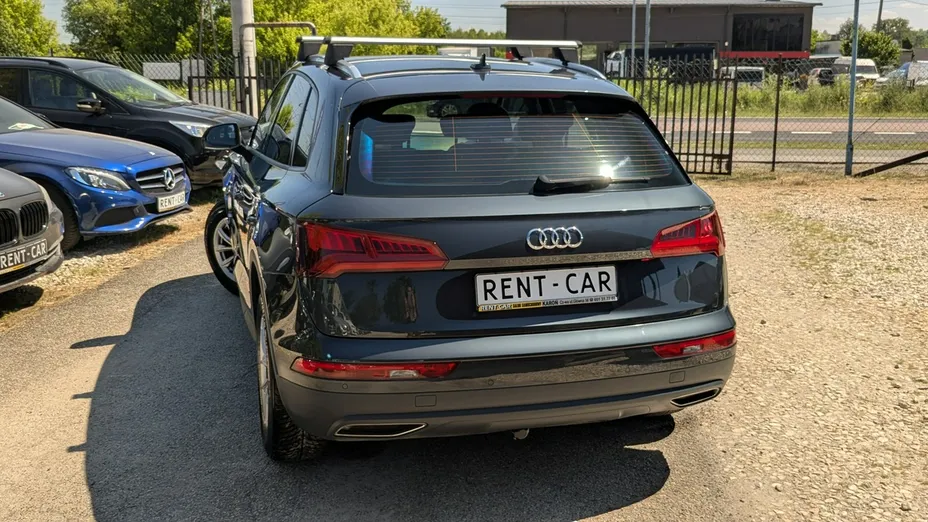 AUDI Q5 -