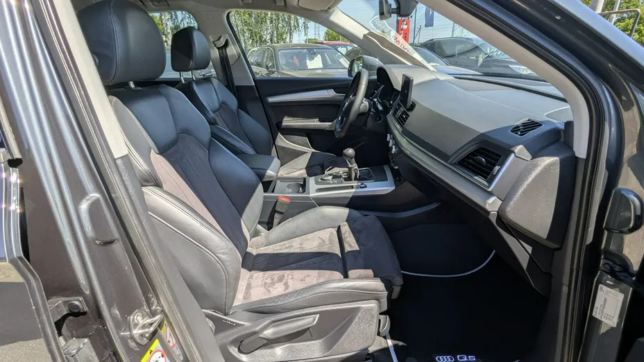 AUDI Q5 -