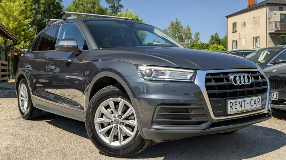 AUDI Q5 -