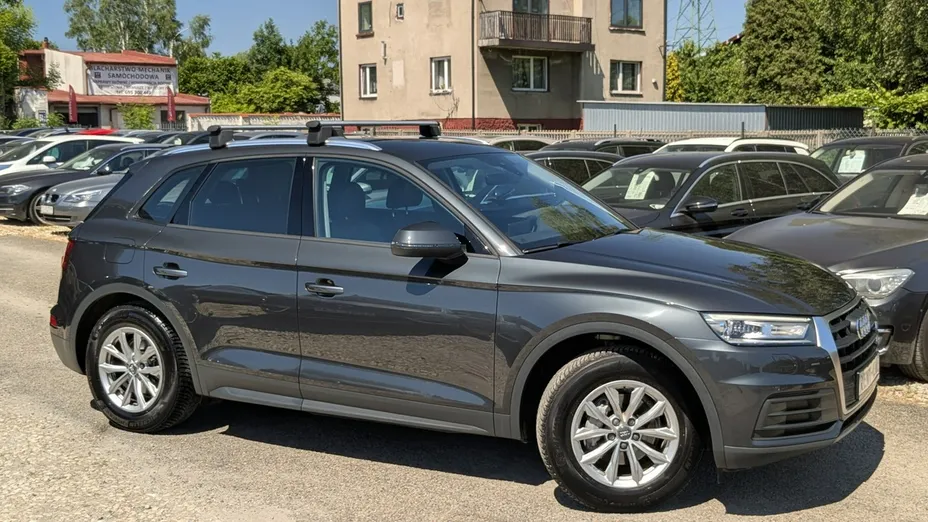 AUDI Q5 -