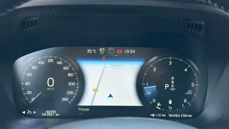 VOLVO XC60 -