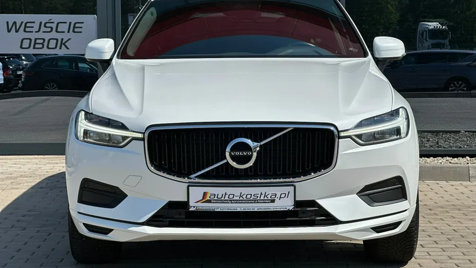 VOLVO XC60 -