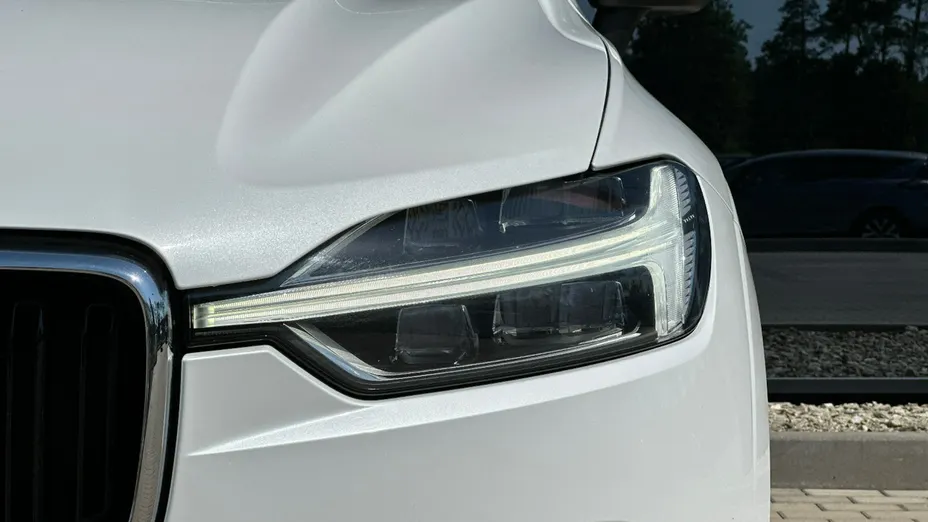 VOLVO XC60 -