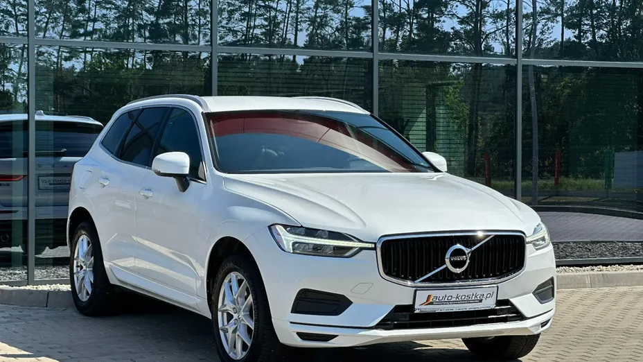 VOLVO XC60 -