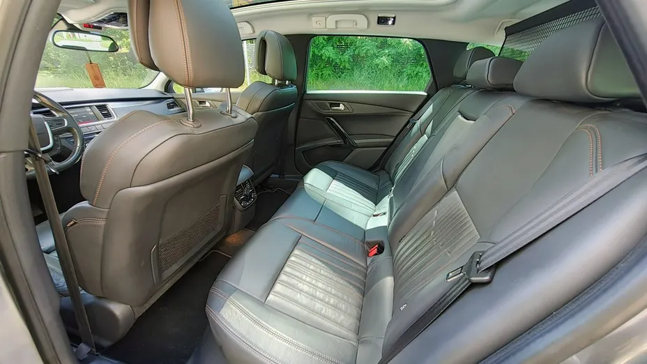 PEUGEOT 508 -