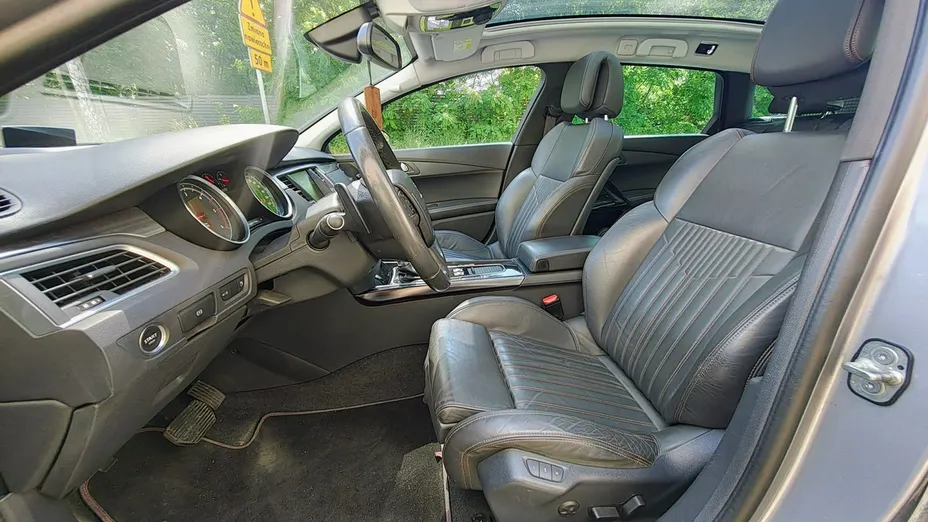 PEUGEOT 508 -